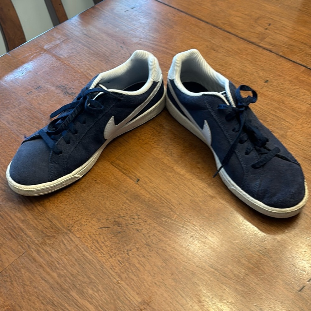 Nike Mens Navy Blue Suede Sneakers | Size 10